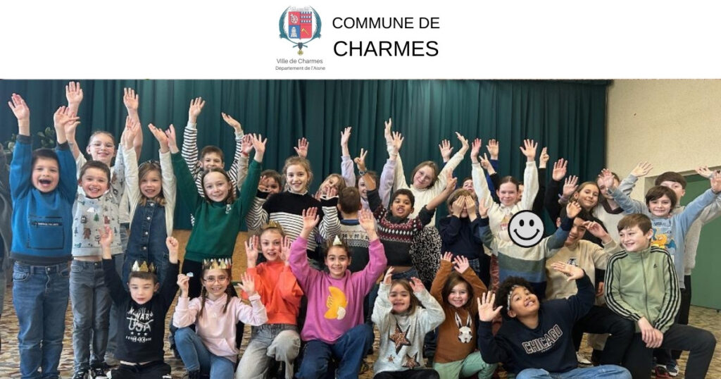 Les rois et reines à la cantine -Une- Commune Charmes Aisne